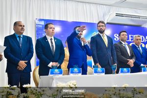 Posse dos eleitos para quadri&ecirc;nio 2025-2028