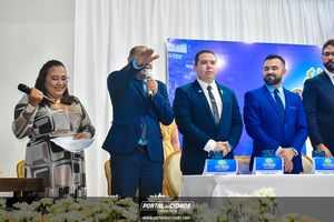 Posse dos eleitos para quadri&ecirc;nio 2025-2028