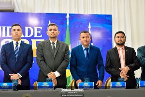 Posse dos eleitos para quadri&ecirc;nio 2025-2028