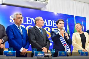 Posse dos eleitos para quadri&ecirc;nio 2025-2028