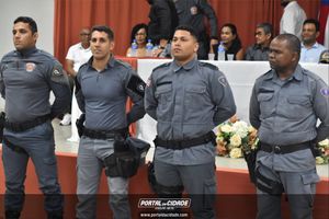 Solenidade para promo&ccedil;&atilde;o de oficiais e pra&ccedil;as do 44&ordm; da Batalh&atilde;o da Pol&iacute;cia Militar