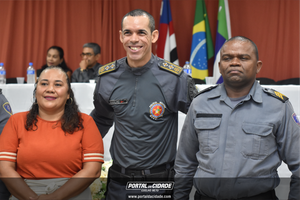 Solenidade para promo&ccedil;&atilde;o de oficiais e pra&ccedil;as do 44&ordm; da Batalh&atilde;o da Pol&iacute;cia Militar