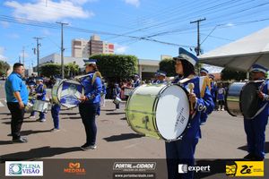 Desfile C&iacute;vico do Anivers&aacute;rio de Cruzeiro do Oeste