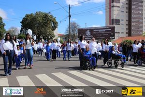 Desfile C&iacute;vico do Anivers&aacute;rio de Cruzeiro do Oeste