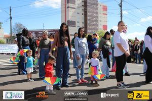 Desfile C&iacute;vico do Anivers&aacute;rio de Cruzeiro do Oeste