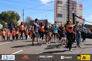 Desfile C&iacute;vico do Anivers&aacute;rio de Cruzeiro do Oeste