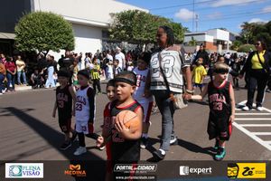 Desfile C&iacute;vico do Anivers&aacute;rio de Cruzeiro do Oeste