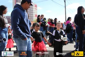 Desfile C&iacute;vico do Anivers&aacute;rio de Cruzeiro do Oeste