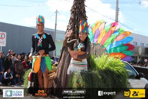 Desfile C&iacute;vico do Anivers&aacute;rio de Cruzeiro do Oeste