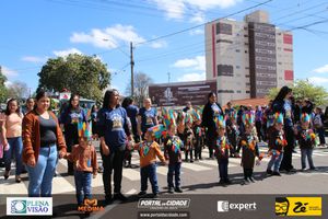 Desfile C&iacute;vico do Anivers&aacute;rio de Cruzeiro do Oeste