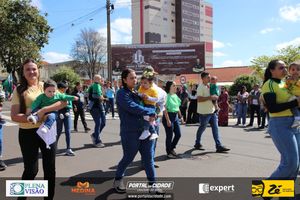 Desfile C&iacute;vico do Anivers&aacute;rio de Cruzeiro do Oeste