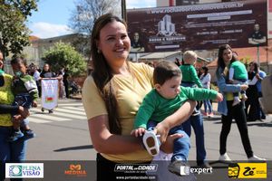 Desfile C&iacute;vico do Anivers&aacute;rio de Cruzeiro do Oeste