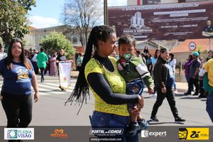 Desfile C&iacute;vico do Anivers&aacute;rio de Cruzeiro do Oeste