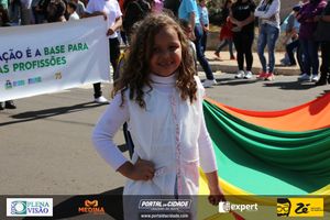 Desfile C&iacute;vico do Anivers&aacute;rio de Cruzeiro do Oeste