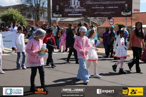 Desfile C&iacute;vico do Anivers&aacute;rio de Cruzeiro do Oeste