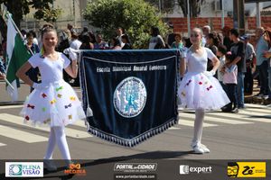 Desfile C&iacute;vico do Anivers&aacute;rio de Cruzeiro do Oeste