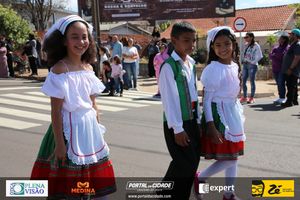 Desfile C&iacute;vico do Anivers&aacute;rio de Cruzeiro do Oeste