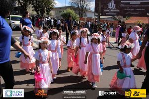 Desfile C&iacute;vico do Anivers&aacute;rio de Cruzeiro do Oeste