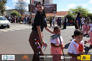 Desfile C&iacute;vico do Anivers&aacute;rio de Cruzeiro do Oeste