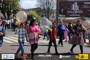Desfile C&iacute;vico do Anivers&aacute;rio de Cruzeiro do Oeste