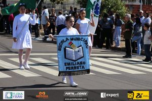 Desfile C&iacute;vico do Anivers&aacute;rio de Cruzeiro do Oeste