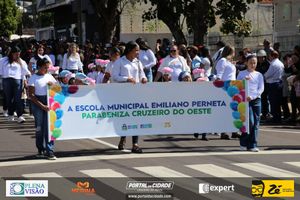 Desfile C&iacute;vico do Anivers&aacute;rio de Cruzeiro do Oeste