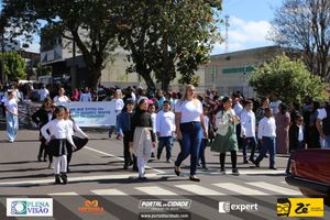 Desfile C&iacute;vico do Anivers&aacute;rio de Cruzeiro do Oeste