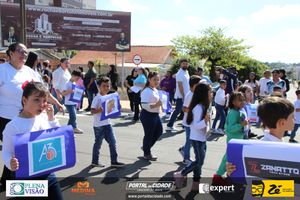 Desfile C&iacute;vico do Anivers&aacute;rio de Cruzeiro do Oeste