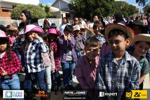 Desfile C&iacute;vico do Anivers&aacute;rio de Cruzeiro do Oeste