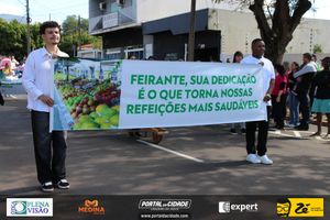 Desfile C&iacute;vico do Anivers&aacute;rio de Cruzeiro do Oeste
