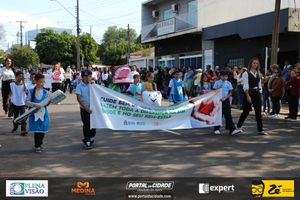 Desfile C&iacute;vico do Anivers&aacute;rio de Cruzeiro do Oeste