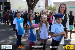 Desfile C&iacute;vico do Anivers&aacute;rio de Cruzeiro do Oeste