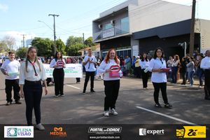 Desfile C&iacute;vico do Anivers&aacute;rio de Cruzeiro do Oeste