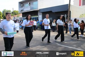 Desfile C&iacute;vico do Anivers&aacute;rio de Cruzeiro do Oeste