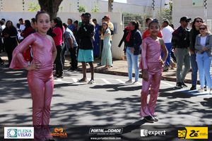 Desfile C&iacute;vico do Anivers&aacute;rio de Cruzeiro do Oeste