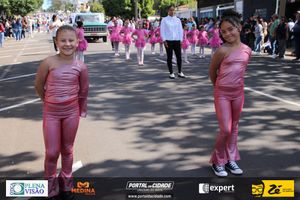 Desfile C&iacute;vico do Anivers&aacute;rio de Cruzeiro do Oeste