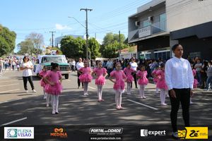 Desfile C&iacute;vico do Anivers&aacute;rio de Cruzeiro do Oeste