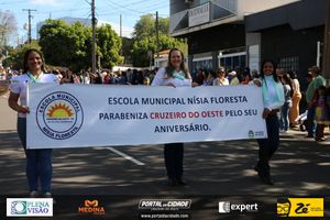 Desfile C&iacute;vico do Anivers&aacute;rio de Cruzeiro do Oeste