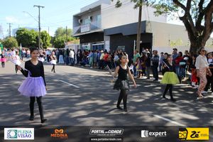Desfile C&iacute;vico do Anivers&aacute;rio de Cruzeiro do Oeste
