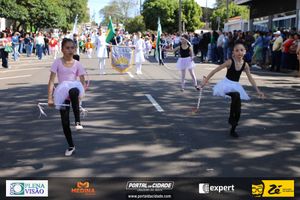 Desfile C&iacute;vico do Anivers&aacute;rio de Cruzeiro do Oeste