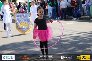 Desfile C&iacute;vico do Anivers&aacute;rio de Cruzeiro do Oeste