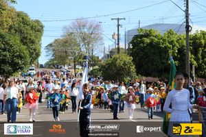 Desfile C&iacute;vico do Anivers&aacute;rio de Cruzeiro do Oeste