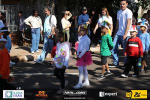 Desfile C&iacute;vico do Anivers&aacute;rio de Cruzeiro do Oeste