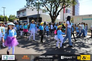 Desfile C&iacute;vico do Anivers&aacute;rio de Cruzeiro do Oeste