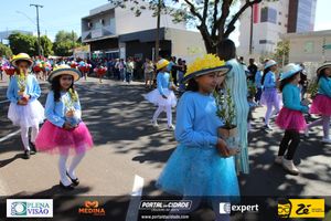 Desfile C&iacute;vico do Anivers&aacute;rio de Cruzeiro do Oeste