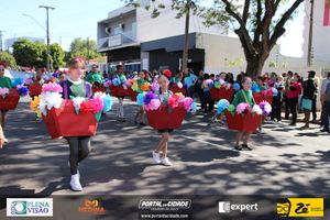 Desfile C&iacute;vico do Anivers&aacute;rio de Cruzeiro do Oeste