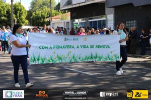 Desfile C&iacute;vico do Anivers&aacute;rio de Cruzeiro do Oeste