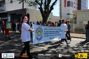 Desfile C&iacute;vico do Anivers&aacute;rio de Cruzeiro do Oeste