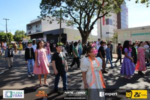 Desfile C&iacute;vico do Anivers&aacute;rio de Cruzeiro do Oeste