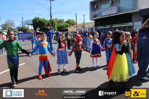 Desfile C&iacute;vico do Anivers&aacute;rio de Cruzeiro do Oeste